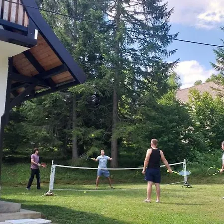 Vila Dunja Zlatar *